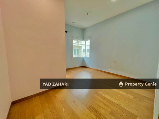 Kemuning Residence, Shah Alam | Bungalow 6 Bedrooms | RM1.35M - Partly Furnished and Nearby Surau