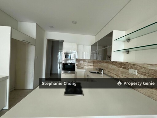 Luxury Living: Spacious Duplex in Mont Kiara Family-Friendly