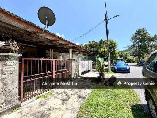 Facing Open & Extended | 2 Storey Terrace Taman Tasik Semenyih.
