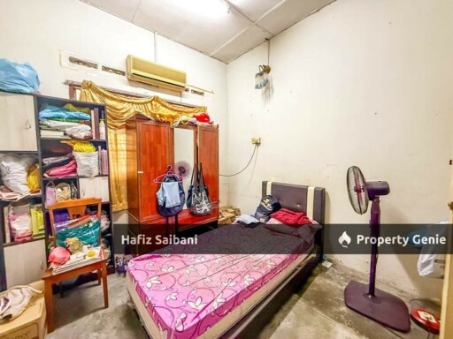 TERES SETINGKAT TAMAN PERWIRA TELOK PANGLIMA GARANG