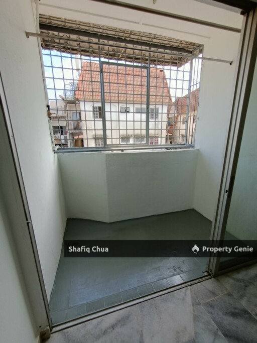 Level 3 Shop Apartment For Rent in Taman Kosas, Ampang