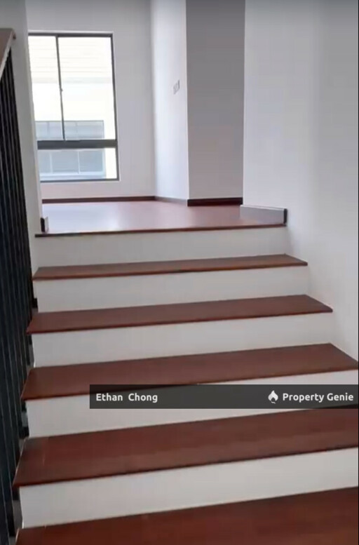 The Eighth Elmina House For Sale