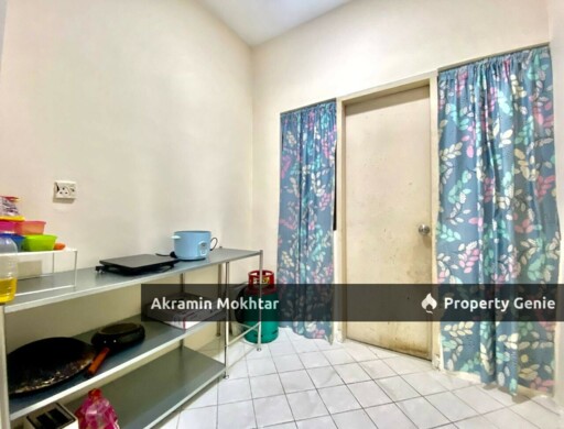 Corner Unit & 2 Parking | Armanee Condominium Damansara Damai, Petaling Jaya
