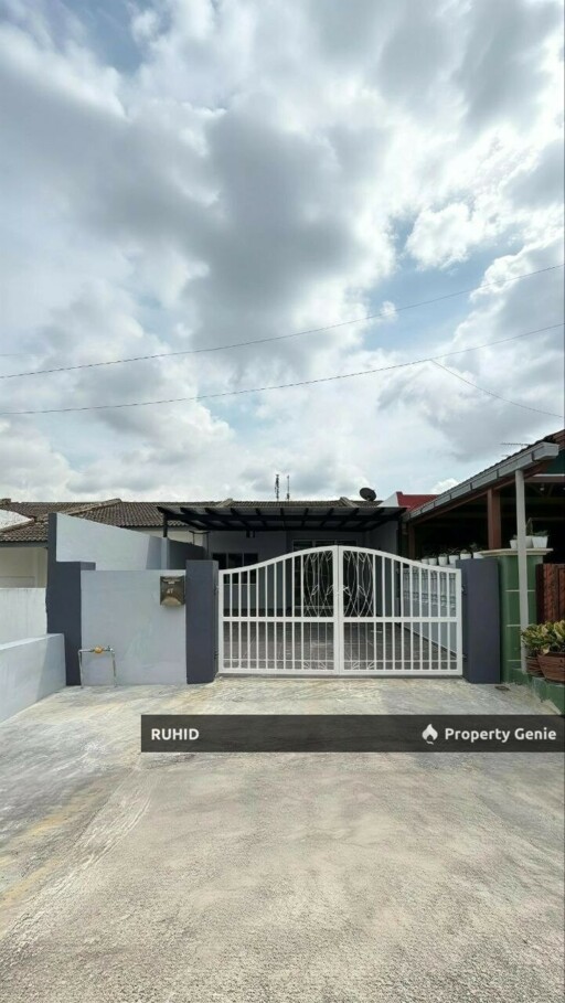 Renovated Single Storey Terrace House For Sale @ Taman Universiti Skudai | Freehold | Near UTM