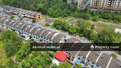 Facing Open, Freehold & Rizab Melayu | 2.5 Storey Terrace Intermediate  Taman Mawar Salak Tinggi Sepang