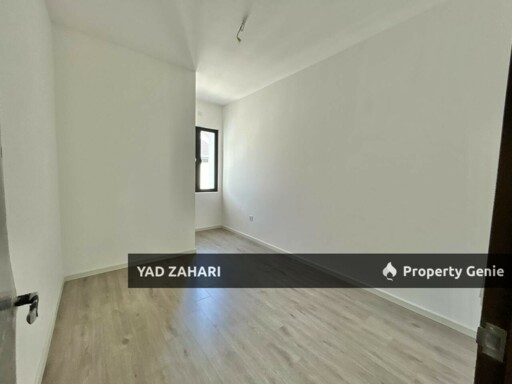 Nadira, Bandar Bukit Raja, Klang | Double Storey Terrace 4 Bedrooms | RM790K - New Unit, Freehold with Gated & Guarded