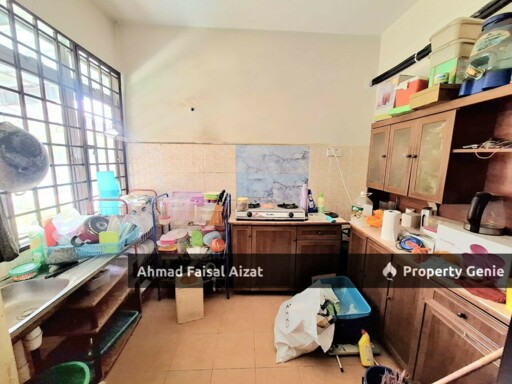 [END LOT] Taman Cenderawasih, Olak Lempit, Banting Double Storey Terrace House