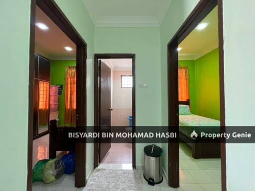 RENOVATED & FULLY FURNISHED 2 STOREY END LOT EXTRA LAND, TAMAN DESA MELATI, BANDAR BARU NILAI, NILAI .
