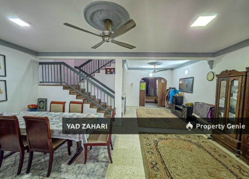 Seksyen 4, Shah Alam | 2-Storey Terrace 4 Bedrooms | RM690K - Prime Location and Facing Open