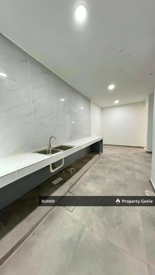 Double Storey Terrace House For Sale at Taman Sri Skudai, Skudai – Fully Renovated & Unblock View