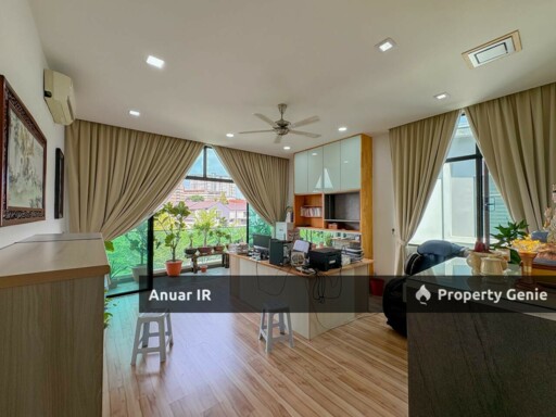 3 Storey Semi D The Park Laman Serdang Taman Bukit Serdang @Seri Kembangan