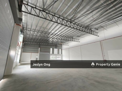 1.5 Storeys Semi-Detached Factory at i-Snergy, Senai Idaman for Rent