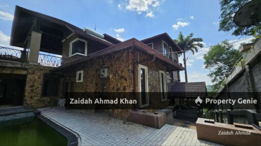 3 Storey Bungalow Ttdi Hill With Swimming Pool And Waterfall Features