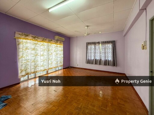 Corner Lot Double Storey Taman Saujana Puchong SP10