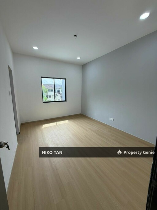 Jalan Kekabu 2Stry With Fully Renovated & Extended Kitchen Taman Desa Cemerlang