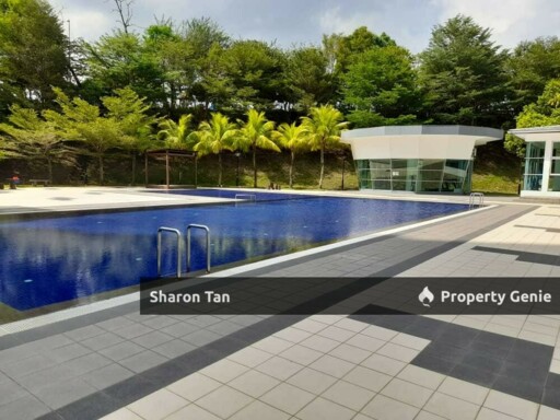 East Bay Apartment Kota Puteri JB Corner Lot Can Full Loan Freehold
