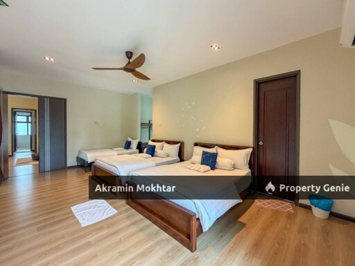 Renovated & Fully Furnished | 3 Storey Bungalow Kristal Court Seksyen 7, Shah Alam