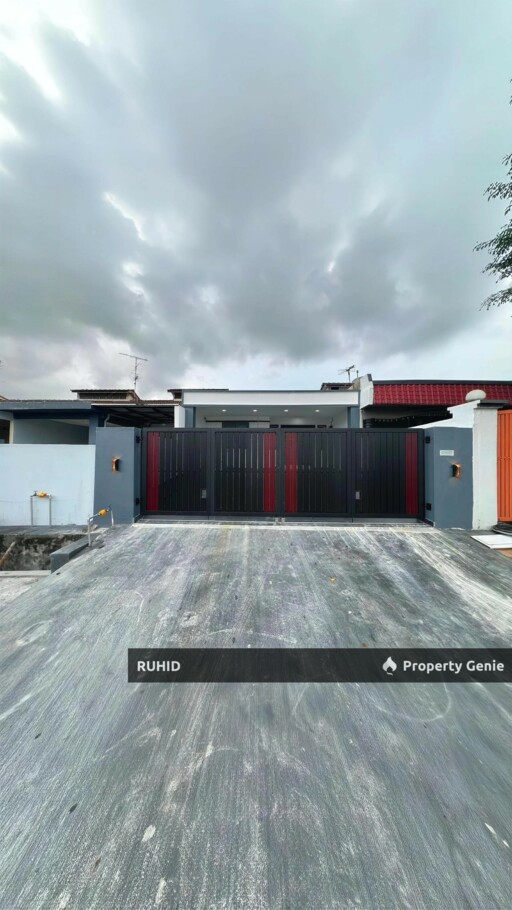 Single Storey Terrace House For Sale at Taman Johor Jaya, Johor Bahru