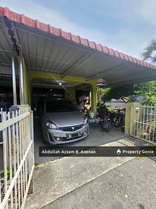 END LOT RENOVATED TAMAN MAHSURI
