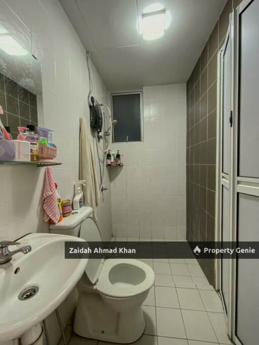 Simfoni 1 Bandar Teknologi Semenyih Near Mydin View City Fully Renovated