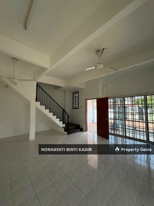🔥🏡 SEMI-D 2 TINGKAT CORNER LOT TANAH LUAS | BERJAYA PERMAI, KUANTAN 🏡🔥