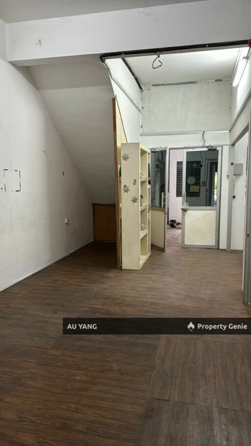 Simpang Ampat Whole Building 2-Sty Shoplot Facing Mainroad For Rent