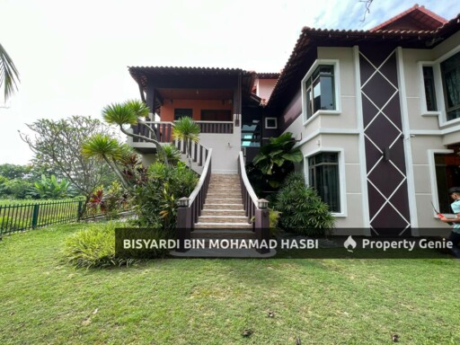 FACING OPEN 3 STOREY BUNGALOW, MONTEREZ GOLF & COUNTRY CLUB, SHAH ALAM .