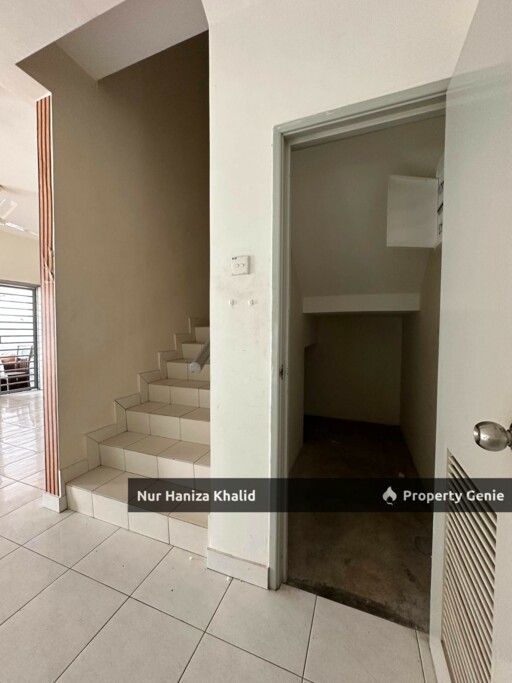 Double Storey Semi D Taman Tasik Semenyih