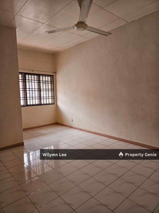 🏡 2-Storey Terrace House @ Taman Kajang Perdana – For Sale - Taman Kajang Perdana 💰 Asking Price: RM540,000 (Negotiable) 🔑 Property Details:  Double Storey Terrace House 4 Bedrooms | 3 B