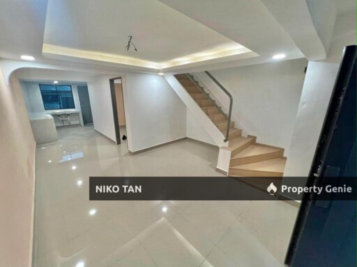 Jambu Bol Double Storey Endlot Saleng Kulai For Sale