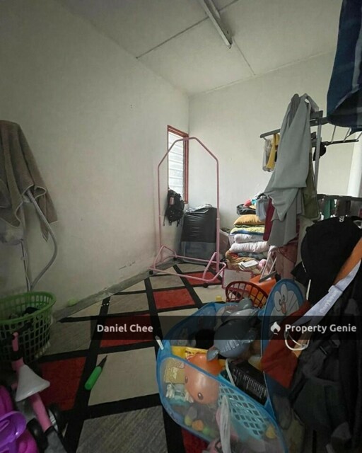 Taman Syabas Single Storey Terrace House For Sale