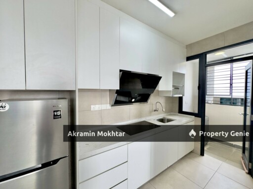Corner Unit, Partially Furnished & 1 Covered Parking | SkyMeridien Residence, Sentul