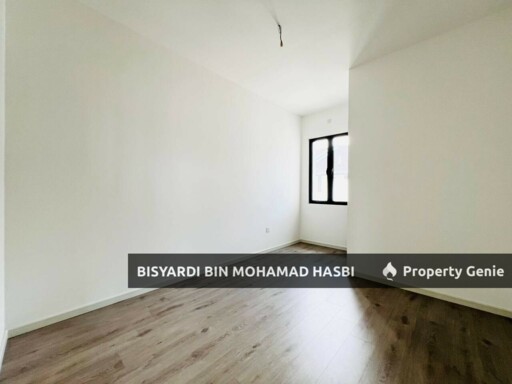 Corner Lot 2 Storey Terrace Nadira 2 Bandar Bukit Raja, Klang.