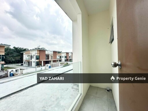 Taman Seri Pagi, Shah Alam | 2-Storey Semi-D 4 Bedrooms | RM738K - Brand New, Good Environment & Renovated Extended