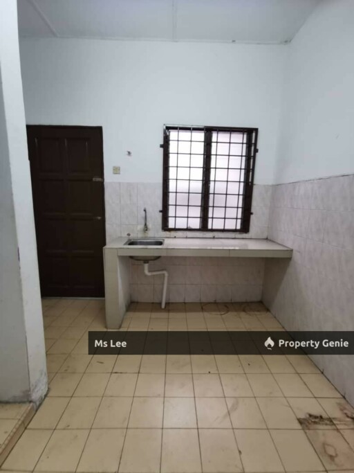 2nd floor Shop Apartment RM 500 (99 Speedmart) - Taman Sentosa @ Klang-Ready Now