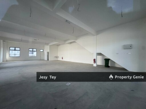 Kaze Hills, Ulu Tiram 2 Storey Shoplot  (End Lot Whole Block)
