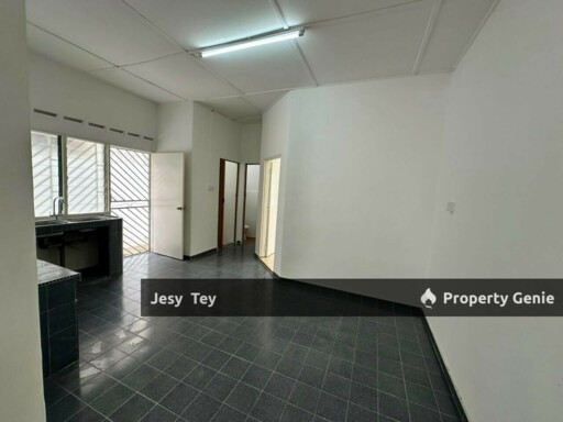 Taman Universiti Single Storey Terrace House Sales