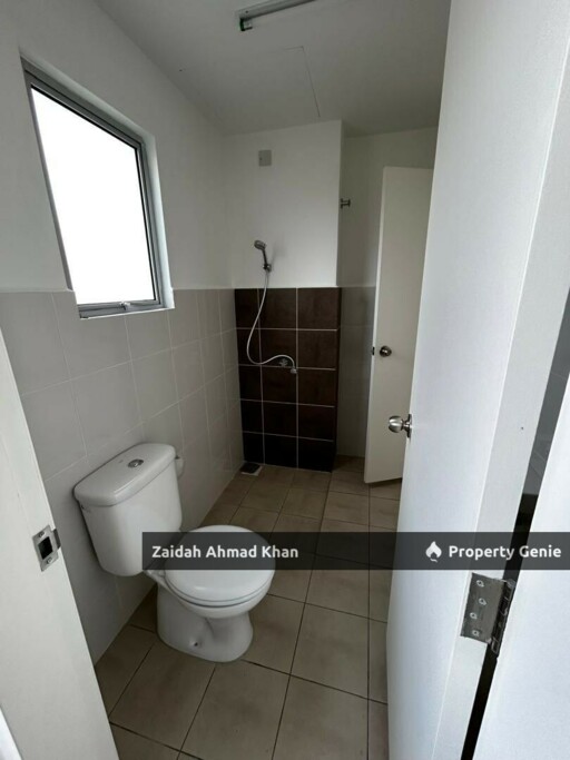 Aury Iringan Bayu Double Storey Terrace End Lot with Land