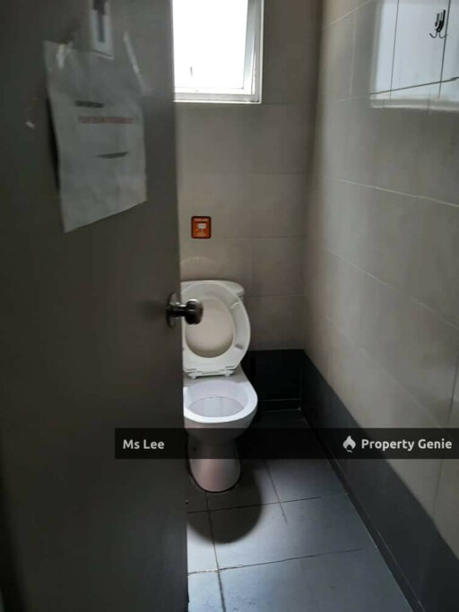 Office Room 2 RM1080-Pusat Perdagangan Kuchai @ Kuchai Lama-Ready 15/11