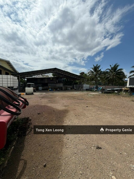 Krubong FREEHOLD Industrial Land + Warehouse For Sale !!