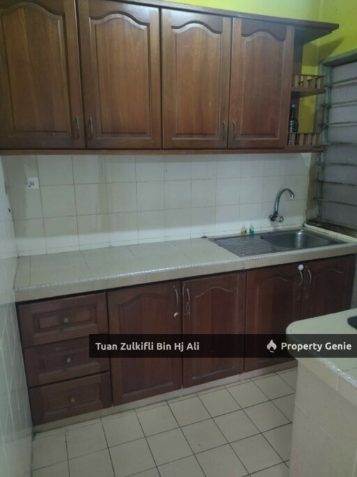 Bayu Apartment, Damansara Damai, Sungai Buloh, Selangor.