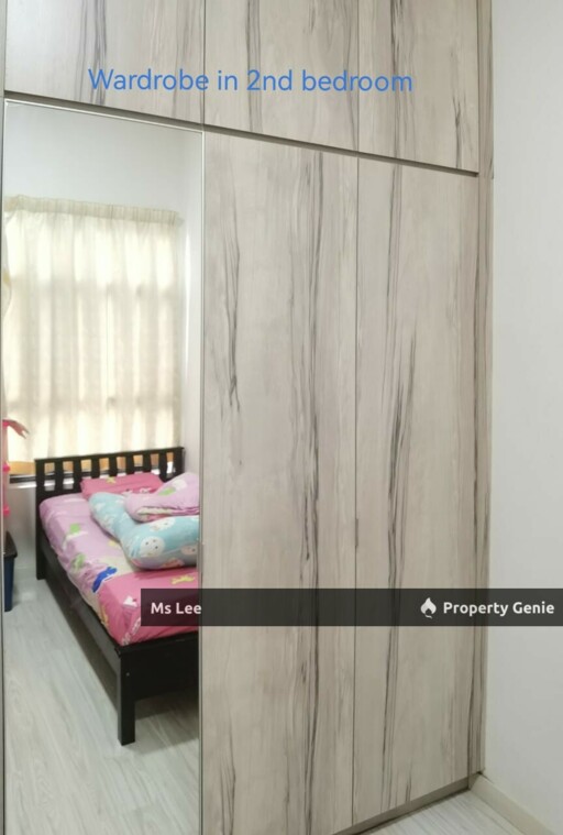 Lakeville Residence with KLCC & KL Tower View - Sale Below Bank Value Rm140k