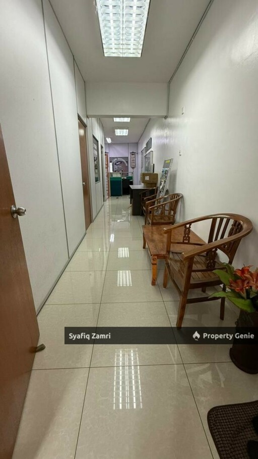 SHOPLOT 2 TINGKAT KEMUNTING, SEBELAH LYC KEMUNTING, KUANTAN