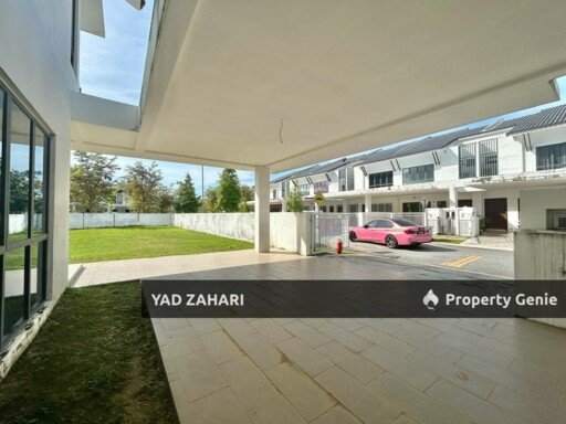 Huge Extra Land Corner Lot Double Storey Terrace House, Hijayu 2 Resort Homes, Bandar Sri Sendayan