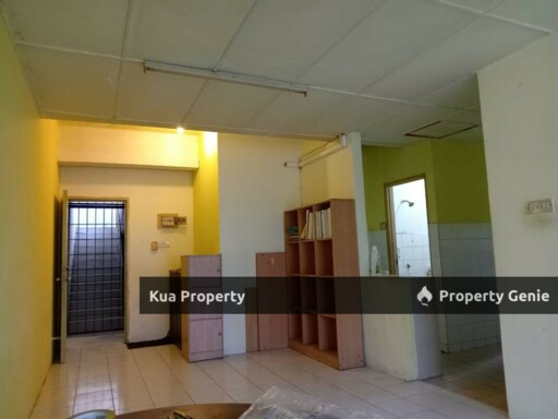 MJC 3rd Floor Apartment FOR Sale