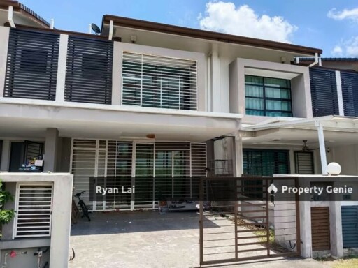 2 Storey Terrace @ Bandar Bukit Raja | Save up to 139k | Below Market Value 19% Auction Property!