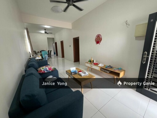 Bandar Putra Kulai Jalan Bangau @ End Lot