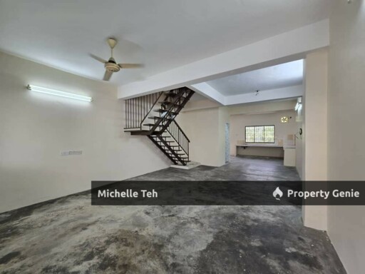 Ipoh Bercham Renovated Corner House For Sale