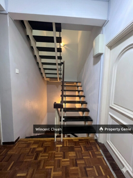 Below Market Value RM100k! 2.5-Storey Terrace at Taman Bukit Utama, Ampang Jaya For Sale.