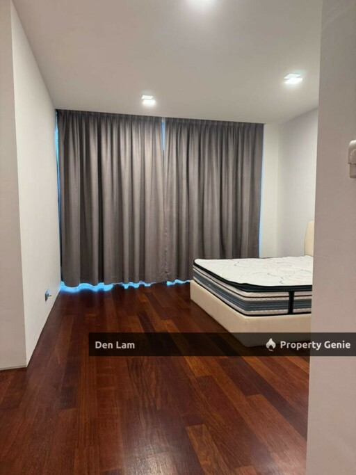 K fesidence KLCC Below Value Nice unit For sale !!